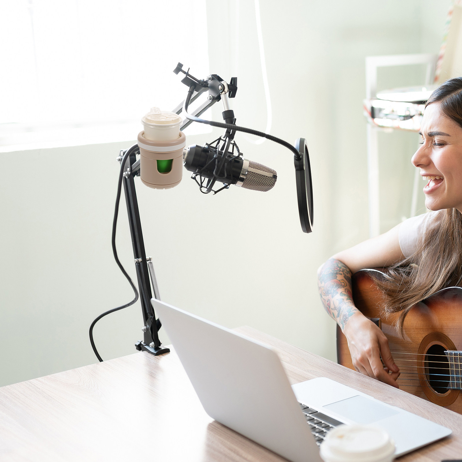 Mic Stand Cup Holder Adjustabl - Water Bottle Holder recension och pris